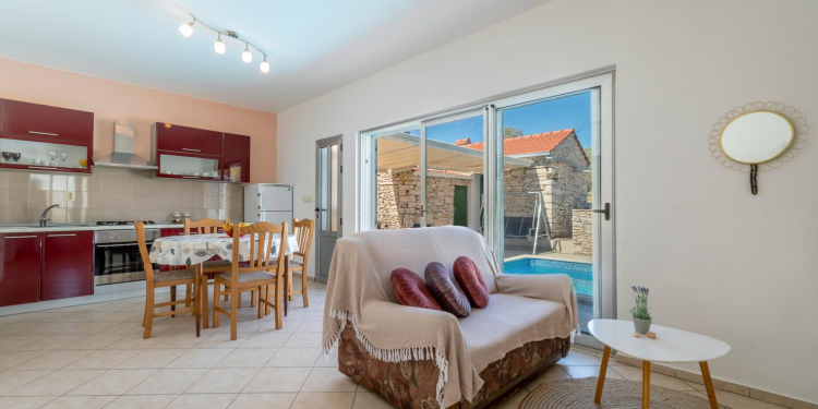 Solar Holday Home Ivona